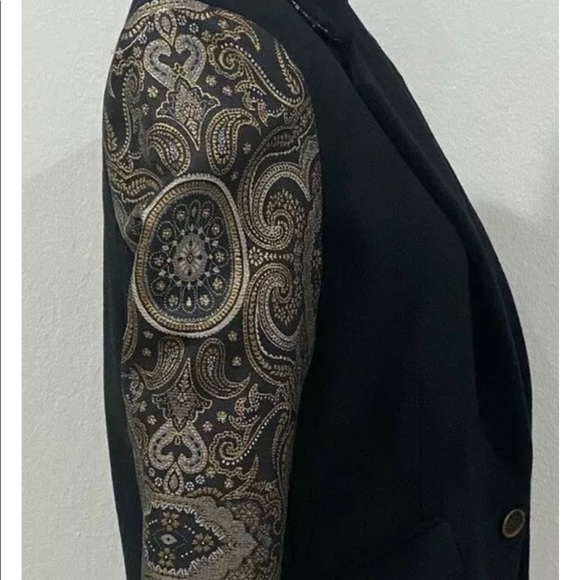 LAVEER Blazer women jackets Size 4 color blk & gold . 90% Wool 10% Nylon - Picture 6 of 17